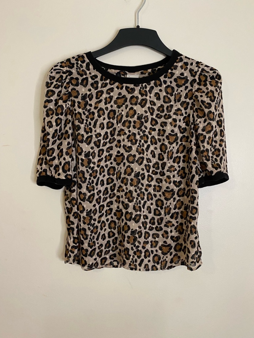 a new day sheer Leopard Print Puff Sleeve Tee with Black Trim